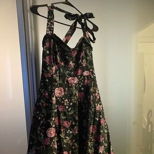Black floral sleeveless dress